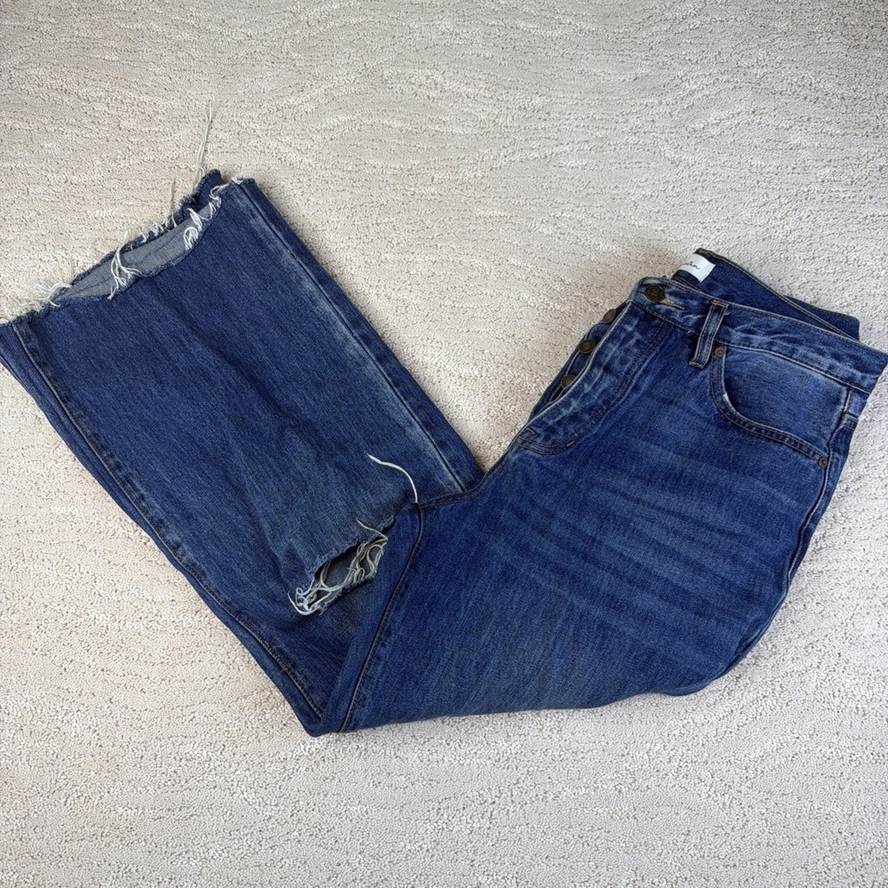 Women's KanCan‎ Size 11/29 Buttonfly Flare Baggy Distressed Jeans